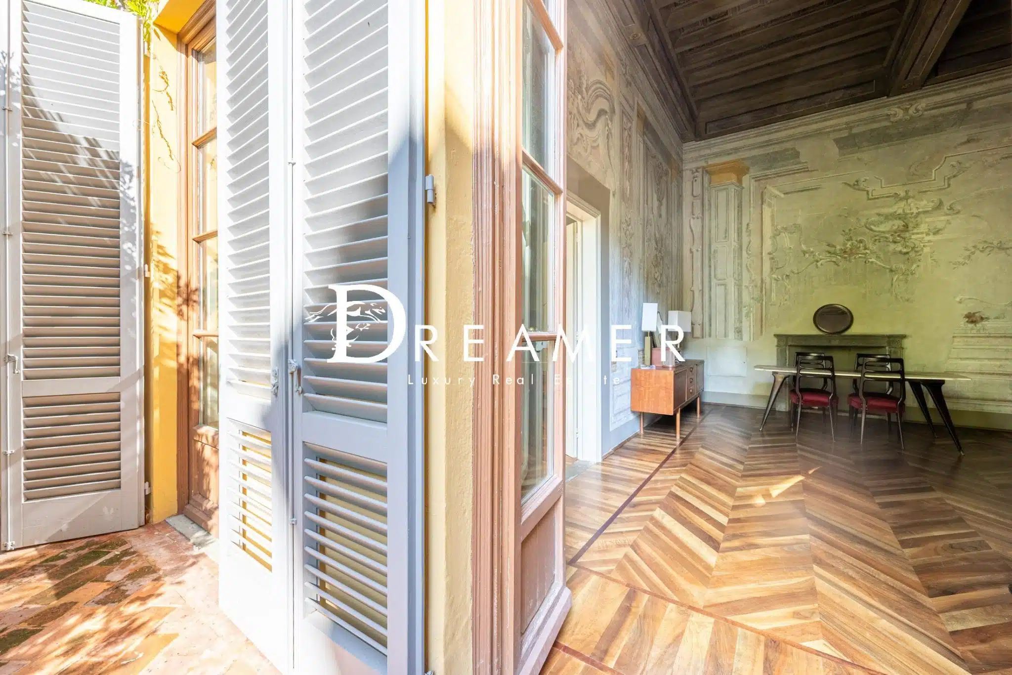 Frescoed Apartment in Florence-10_379188