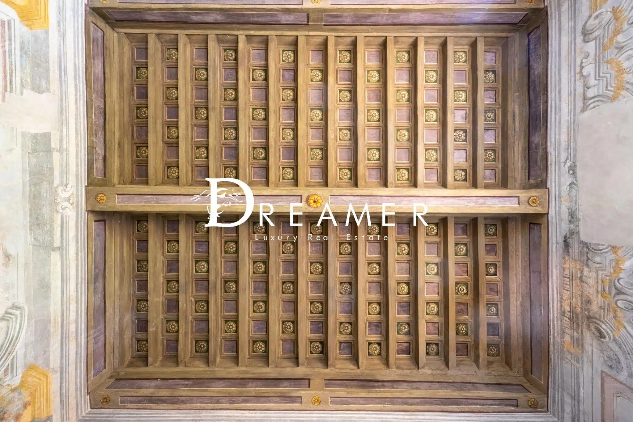 Frescoed Apartment in Florence-13_379130