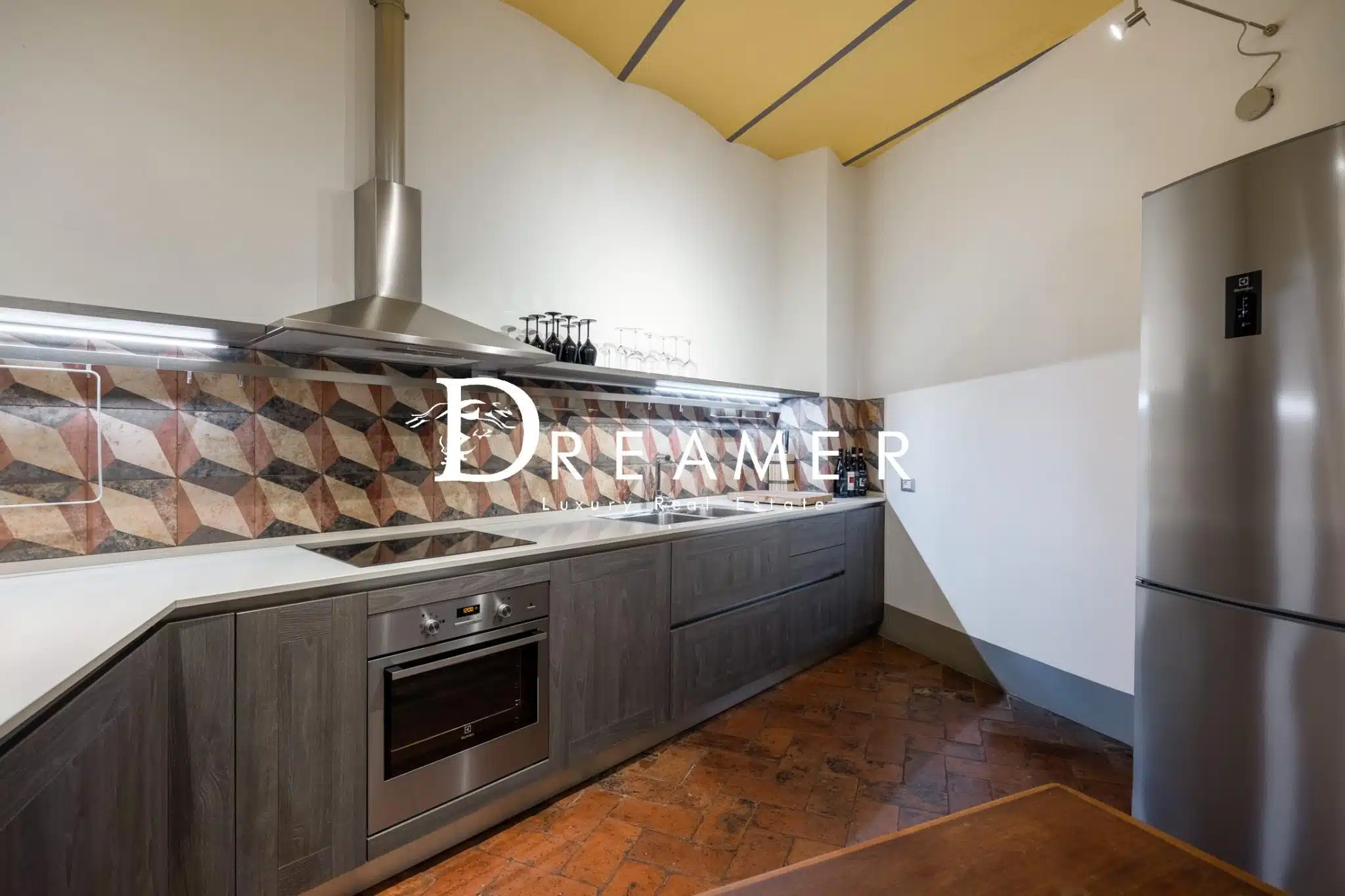 Frescoed Apartment in Florence-18_379170