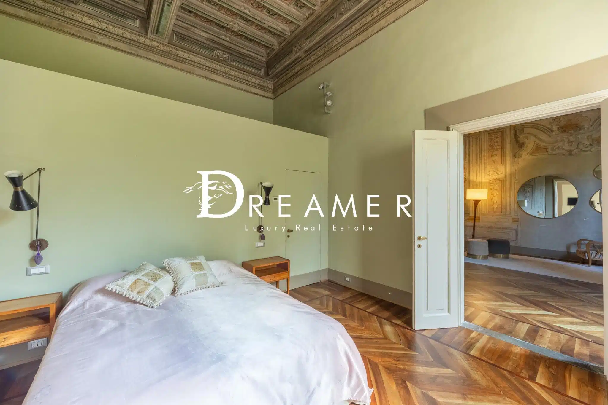 Frescoed Apartment in Florence-28_379164