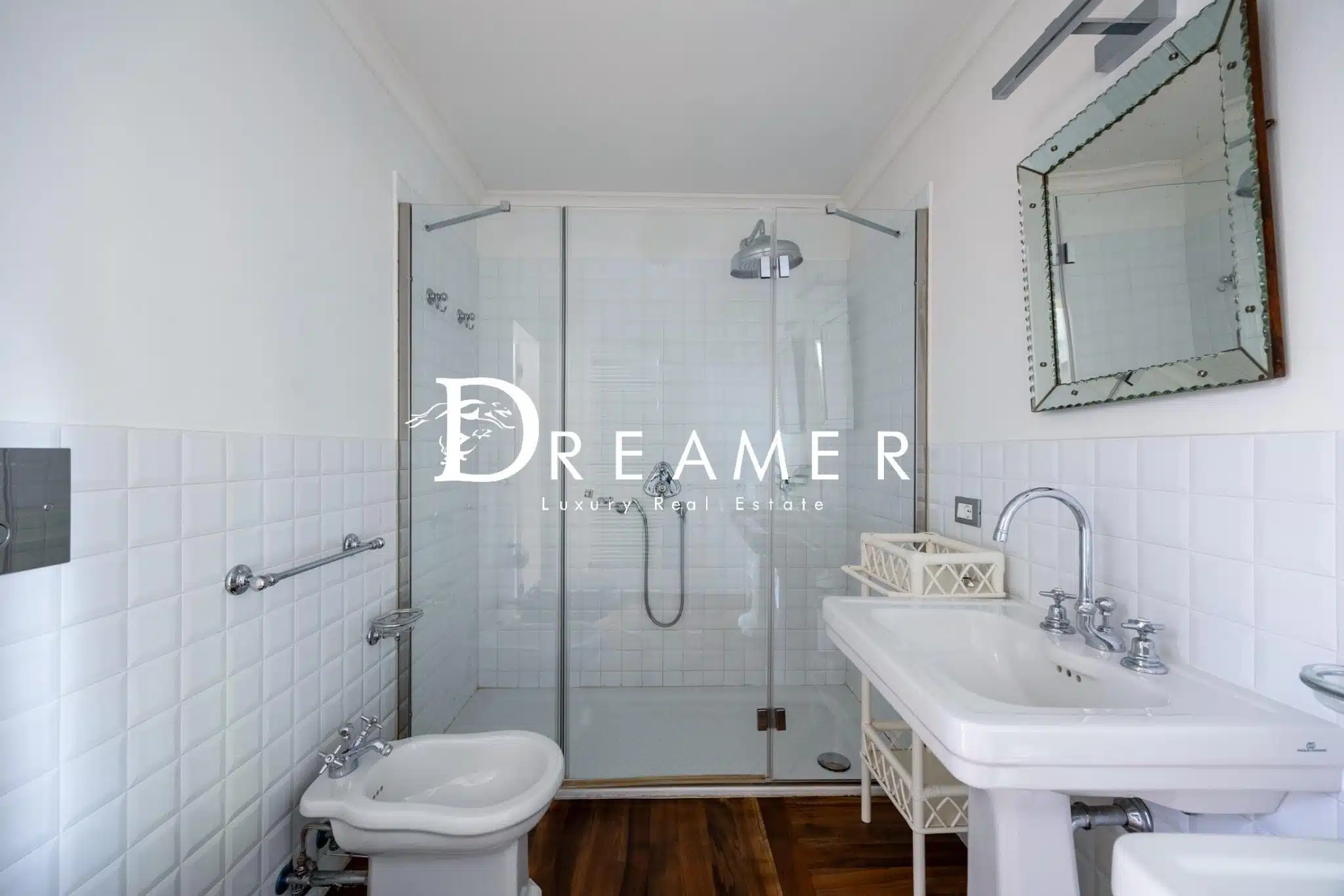 Frescoed Apartment in Florence-31_379152