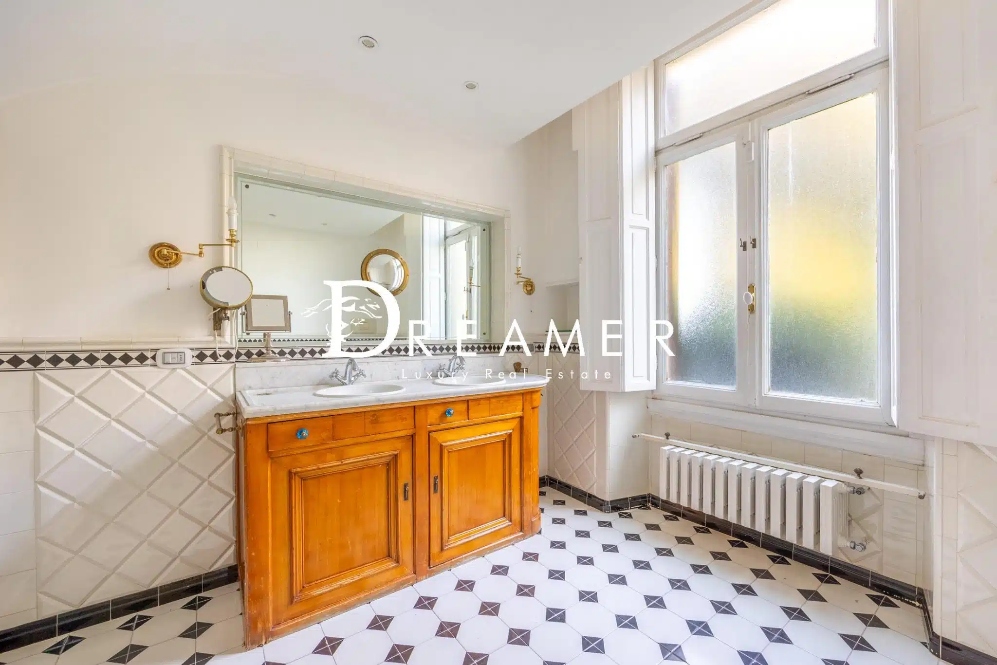 Apartment with Private Garden in Florence-15_389856