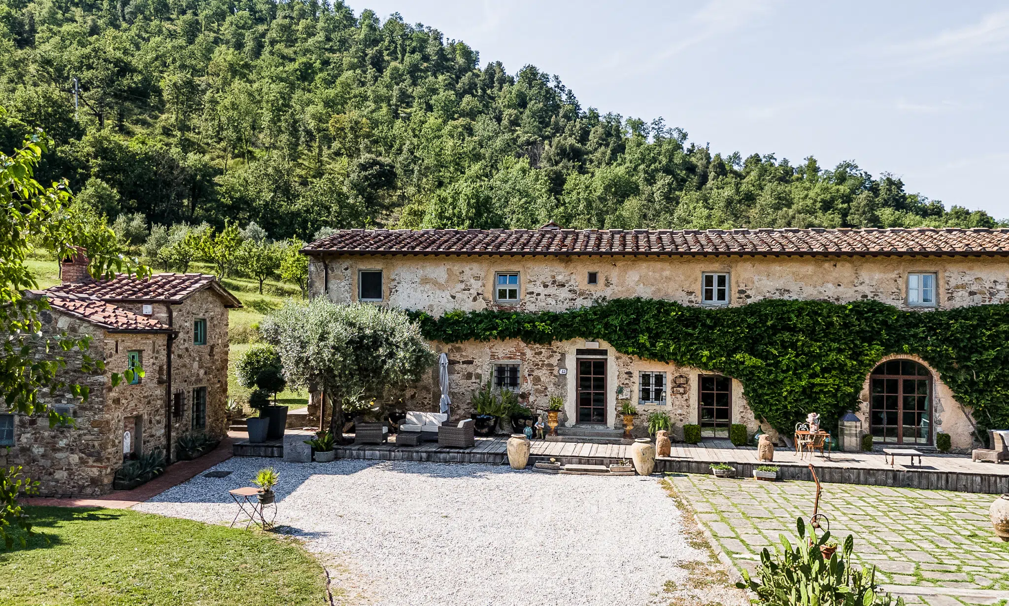 villa with garden in prato tuscany