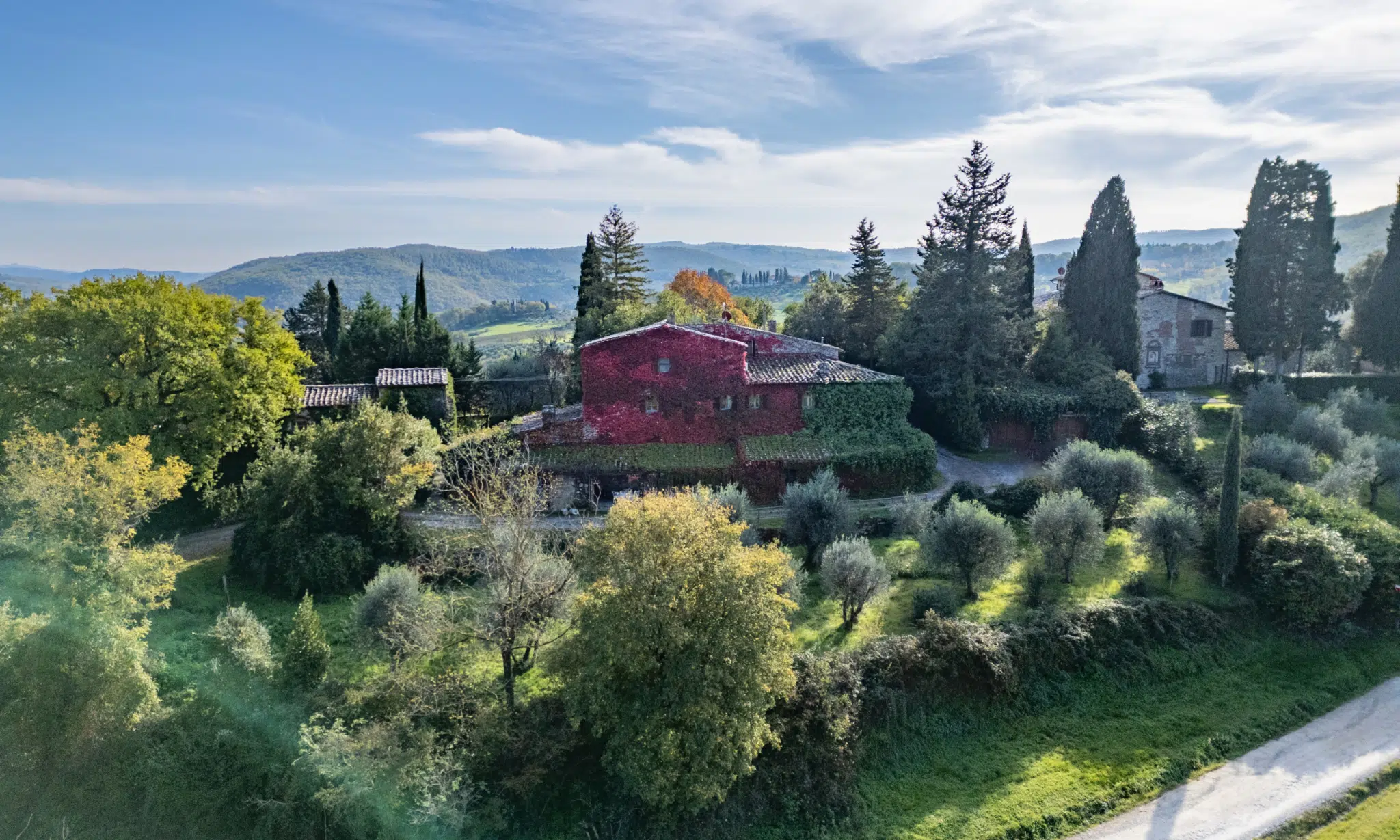 tuscany villa with tennis court: