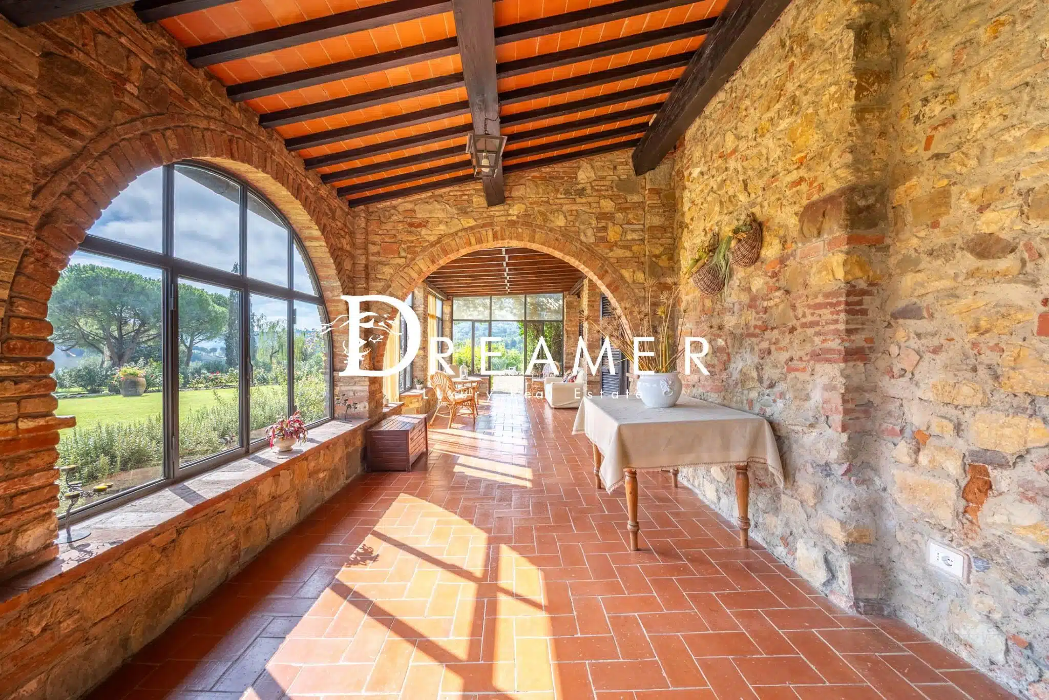 Splendid Farmhouse with Pool in Arezzo-12_384025