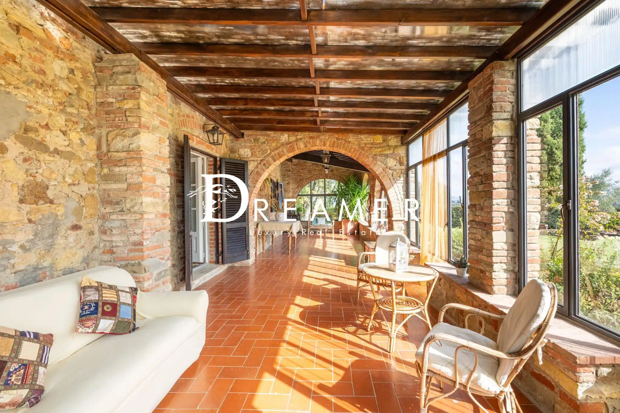 Splendid Farmhouse with Pool in Arezzo-14_384019