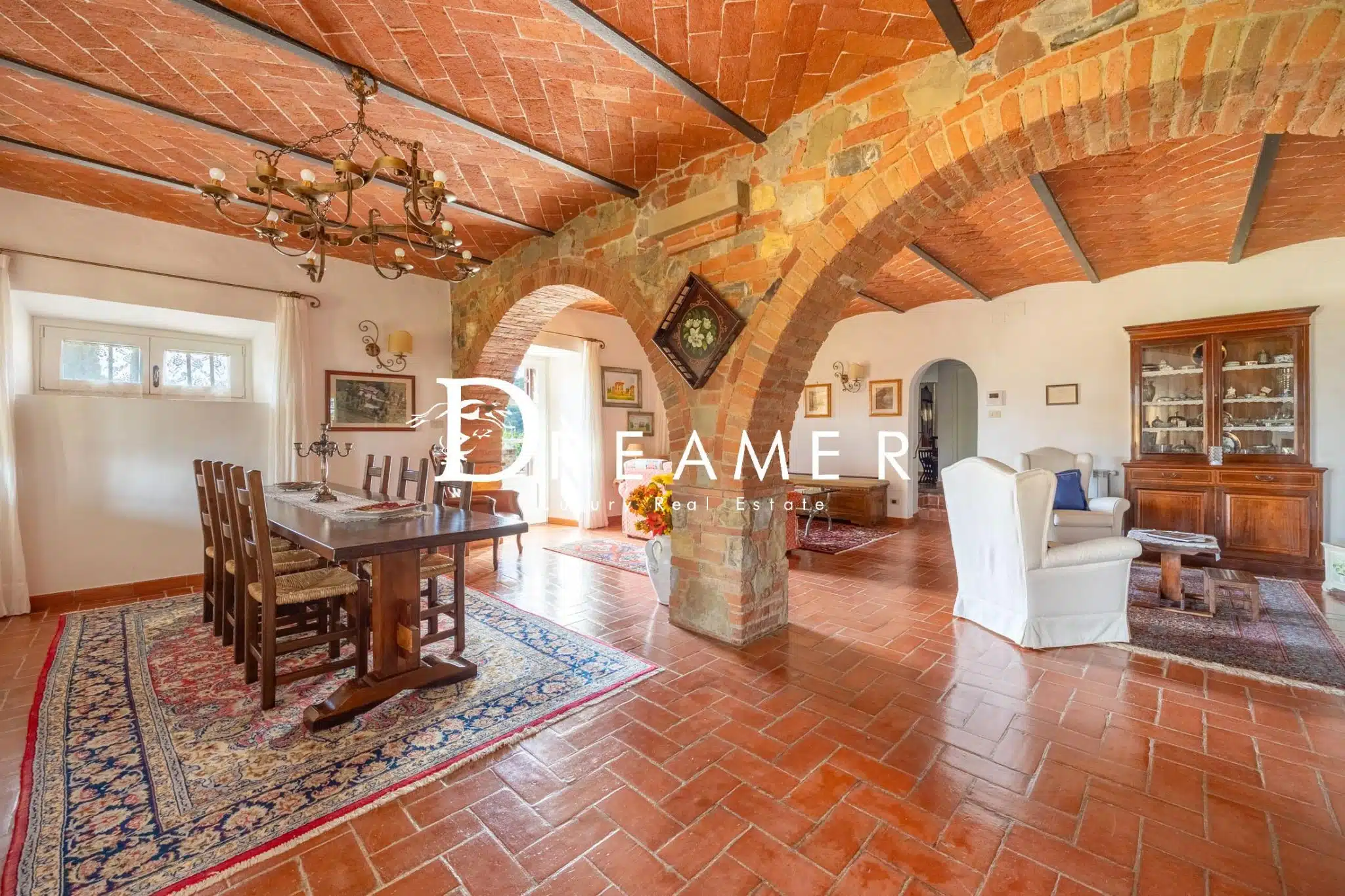 Splendid Farmhouse with Pool in Arezzo-15_384075