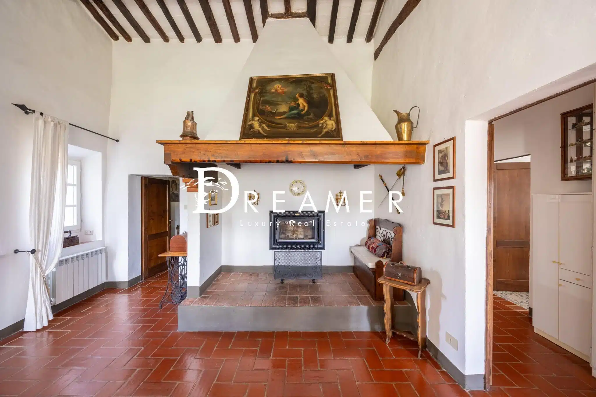 Splendid Farmhouse with Pool in Arezzo-22_384117