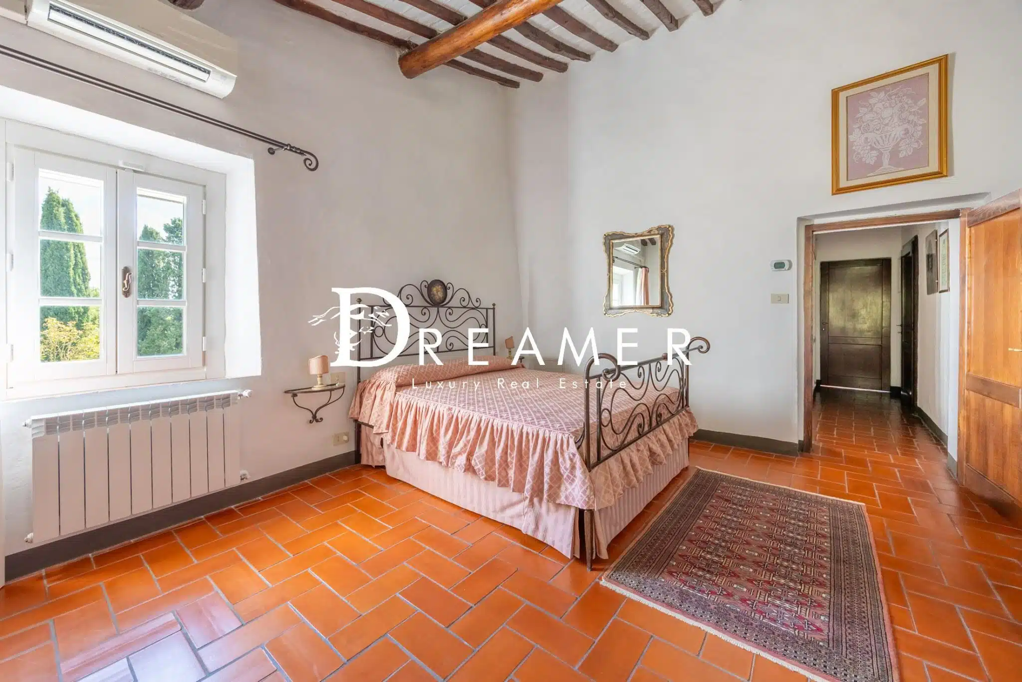 Splendid Farmhouse with Pool in Arezzo-23_384137
