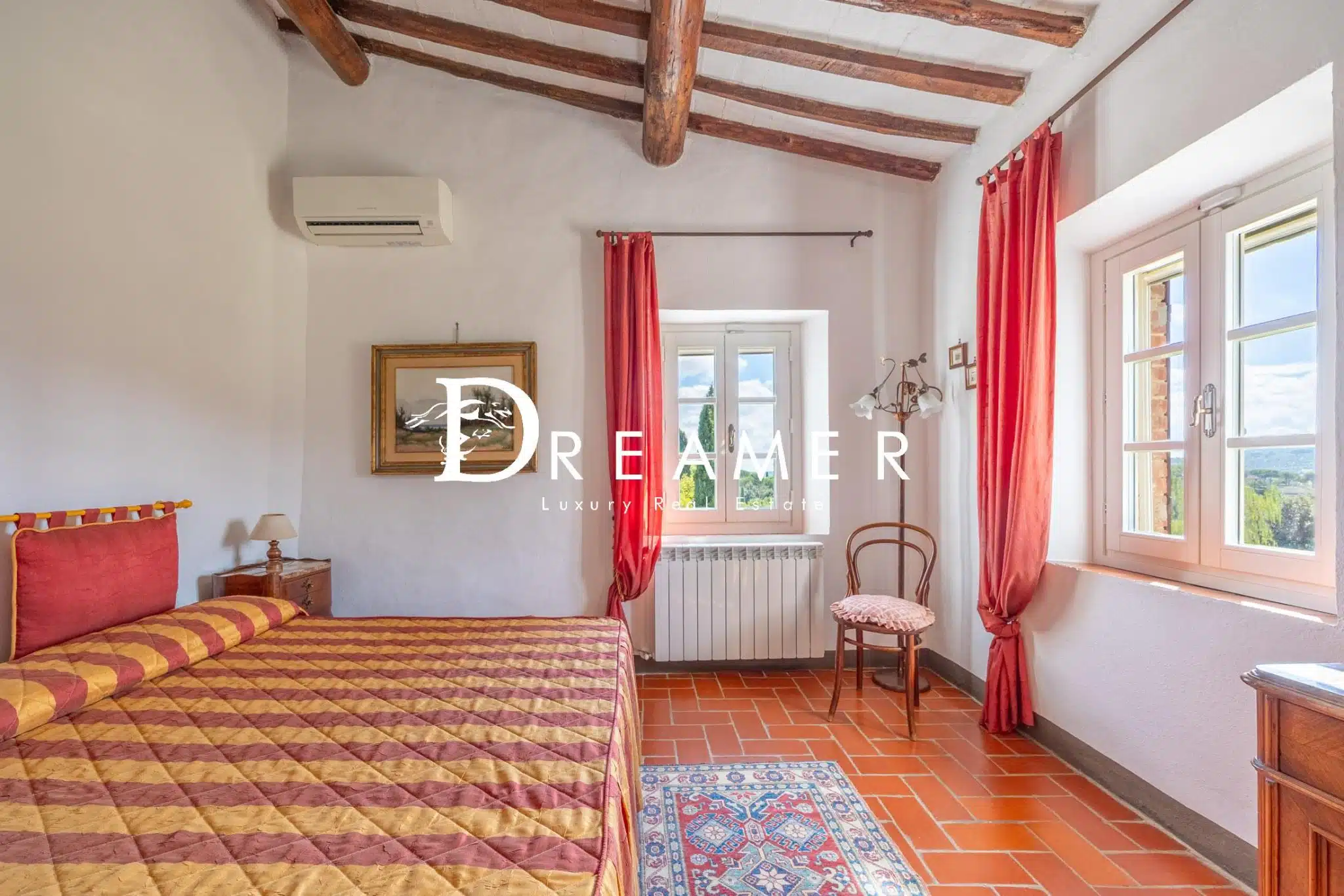 Splendid Farmhouse with Pool in Arezzo-25_384133