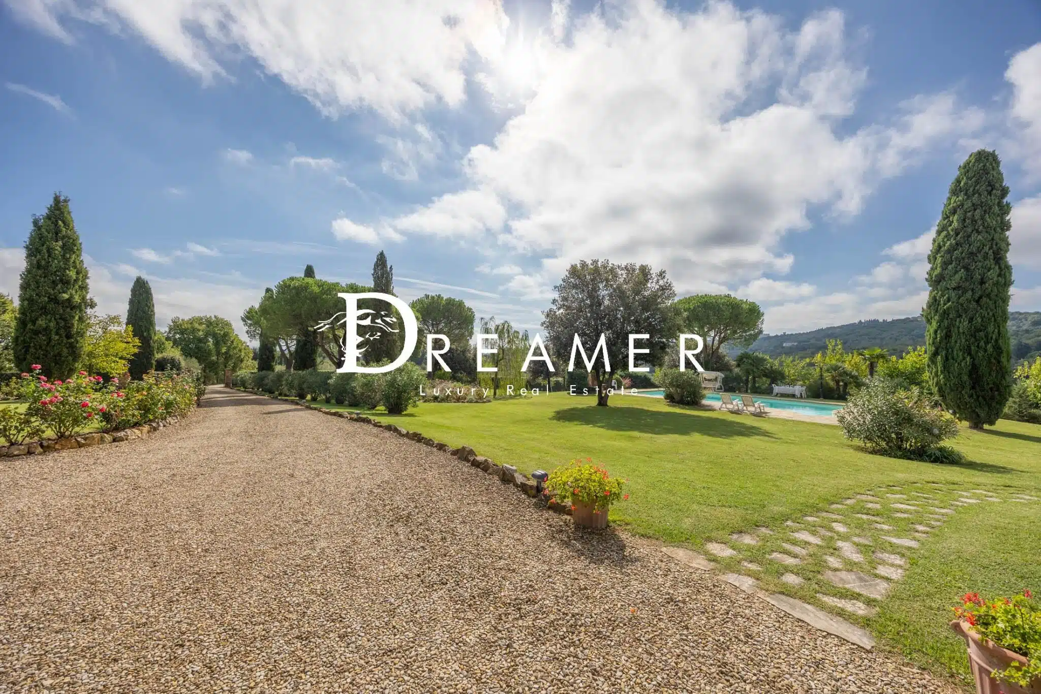 Splendid Farmhouse with Pool in Arezzo-38_384027