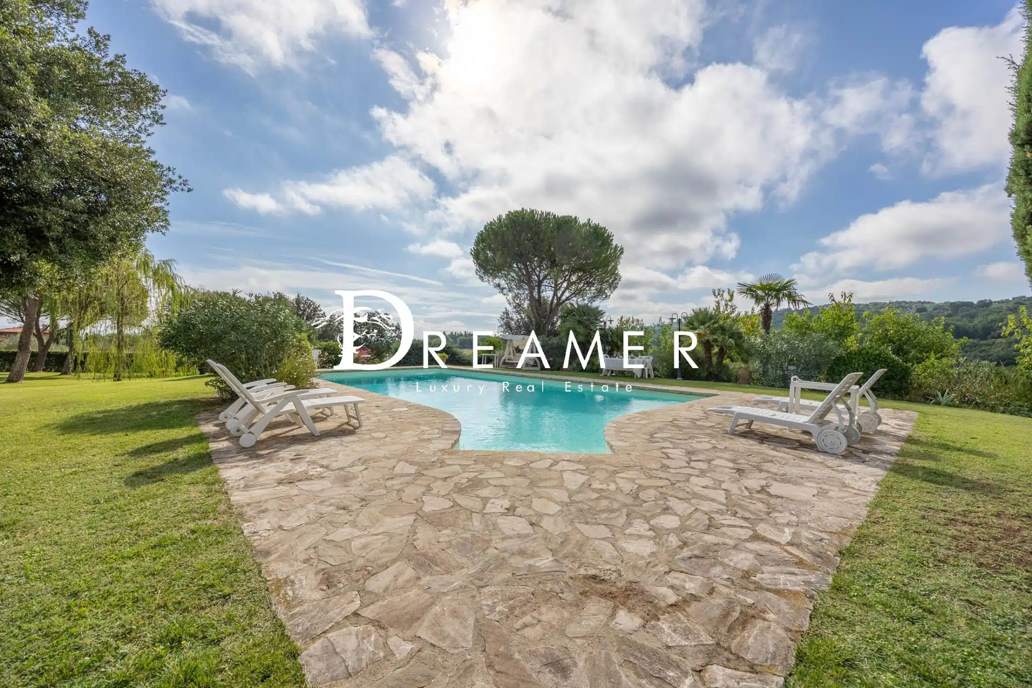 Splendid Farmhouse with Pool in Arezzo-39_384031