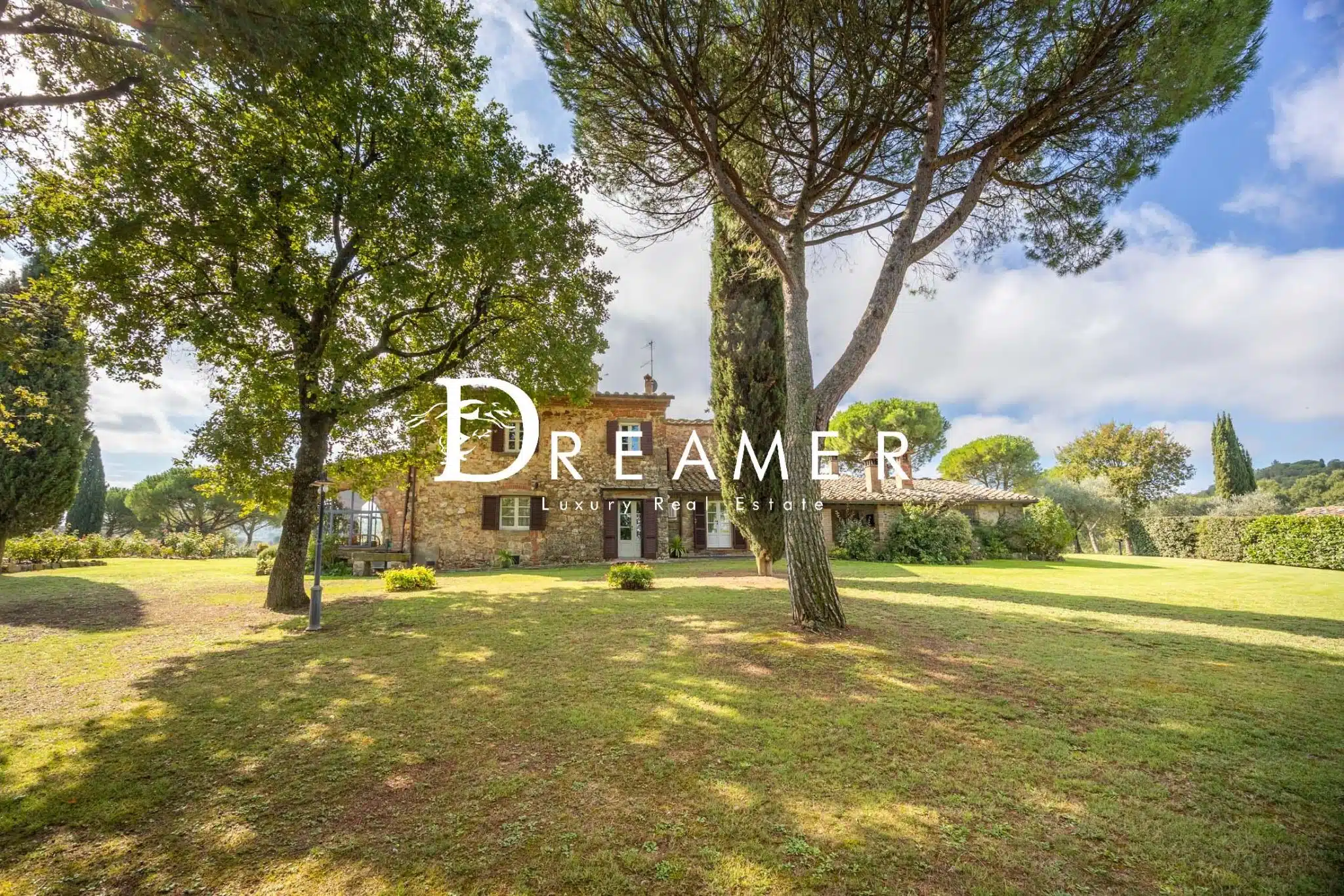 Splendid Farmhouse with Pool in Arezzo-45_384043