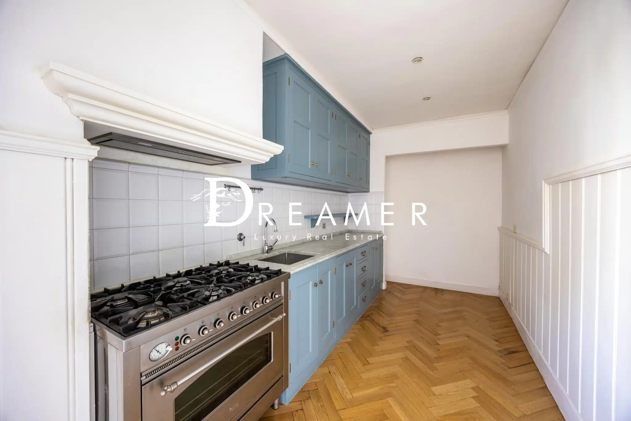 Apartment with Private Garden in Florence-10_389840