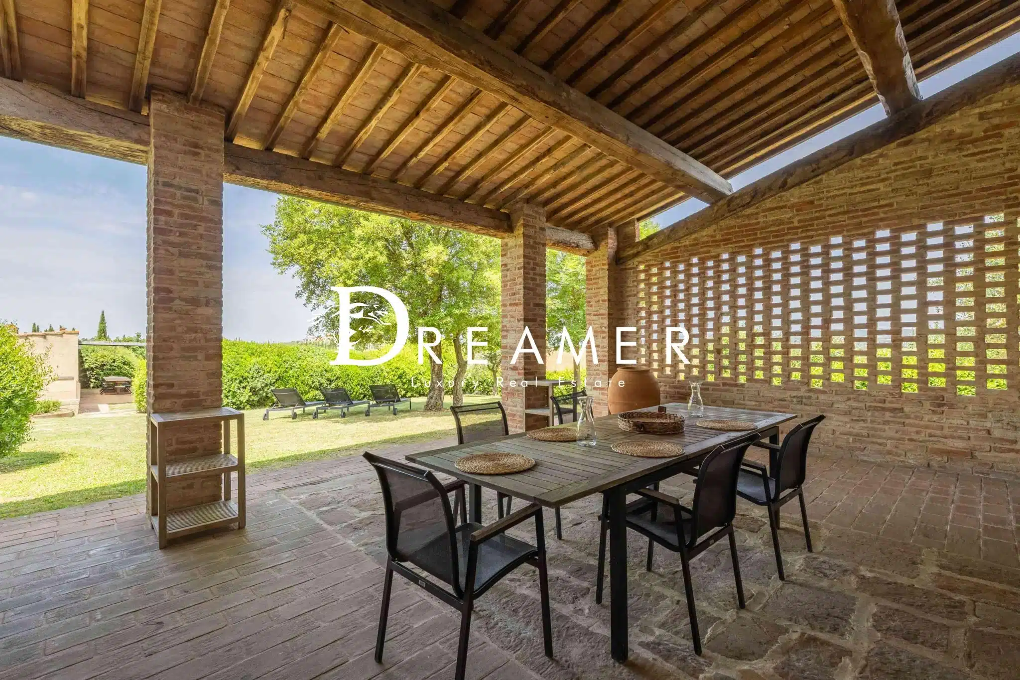 Stunning Villa with Pool Immersed in the Crete Senesi-46_377808