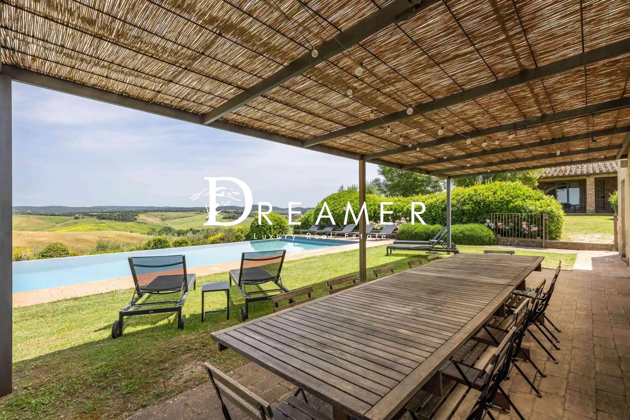 Stunning Villa with Pool Immersed in the Crete Senesi-47_377806