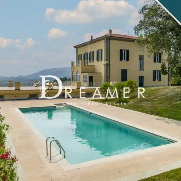 Majestic Villa with Pool in Pistoia-1_255541