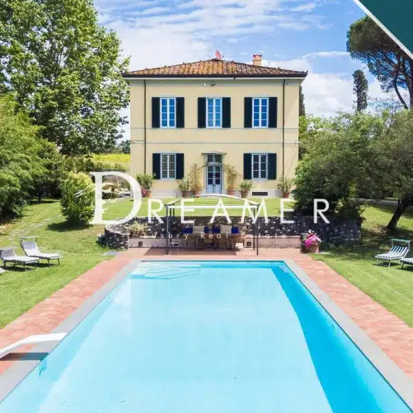 Elegant Villa with Swimming Pool in Lucca-0_257138