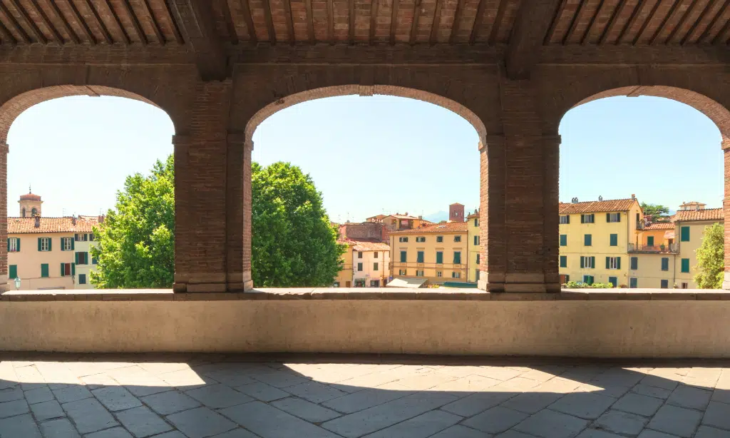 Villas for Sale Less Than 1 Hour From Lucca