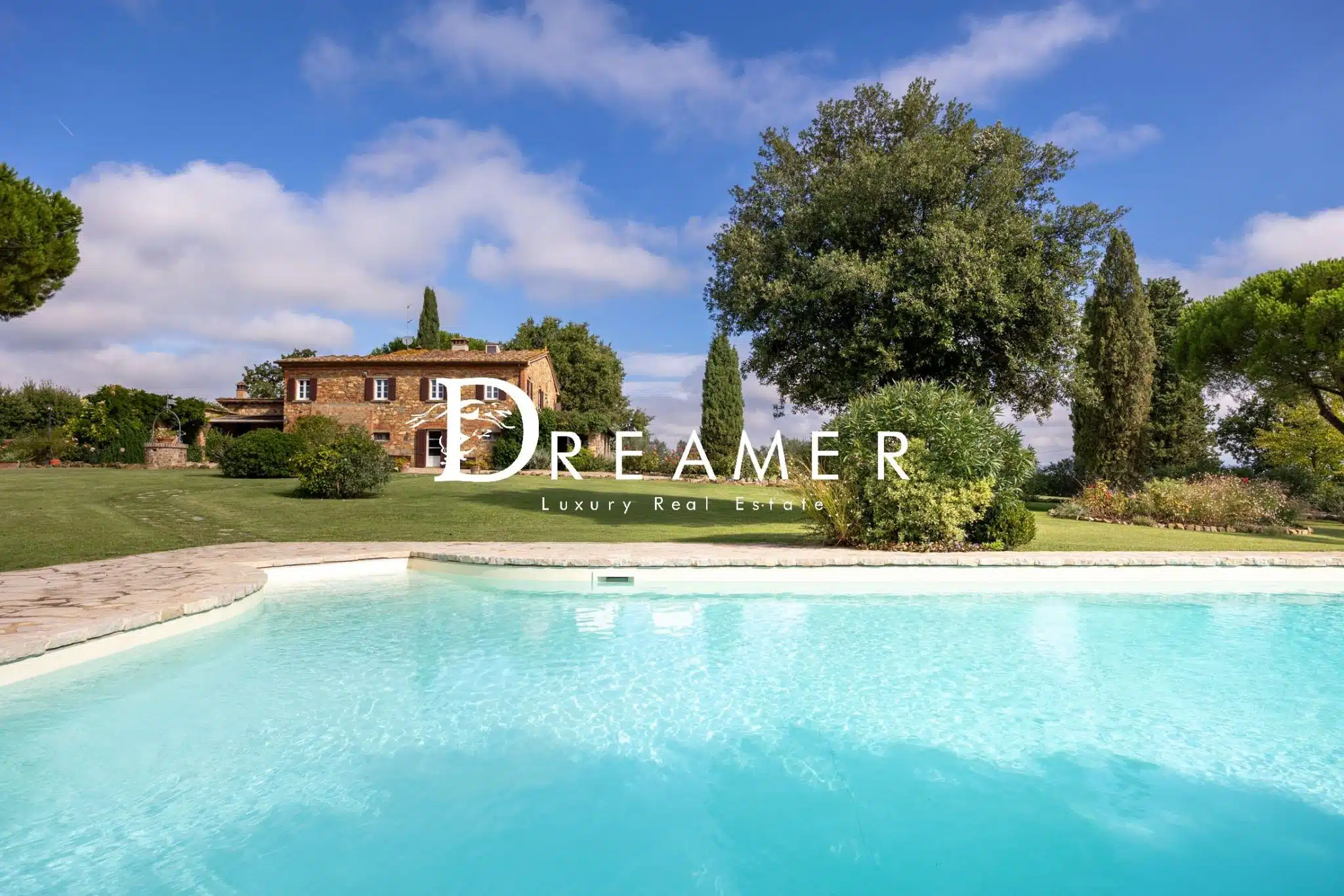 Splendid Farmhouse with Pool in Arezzo-0_384147