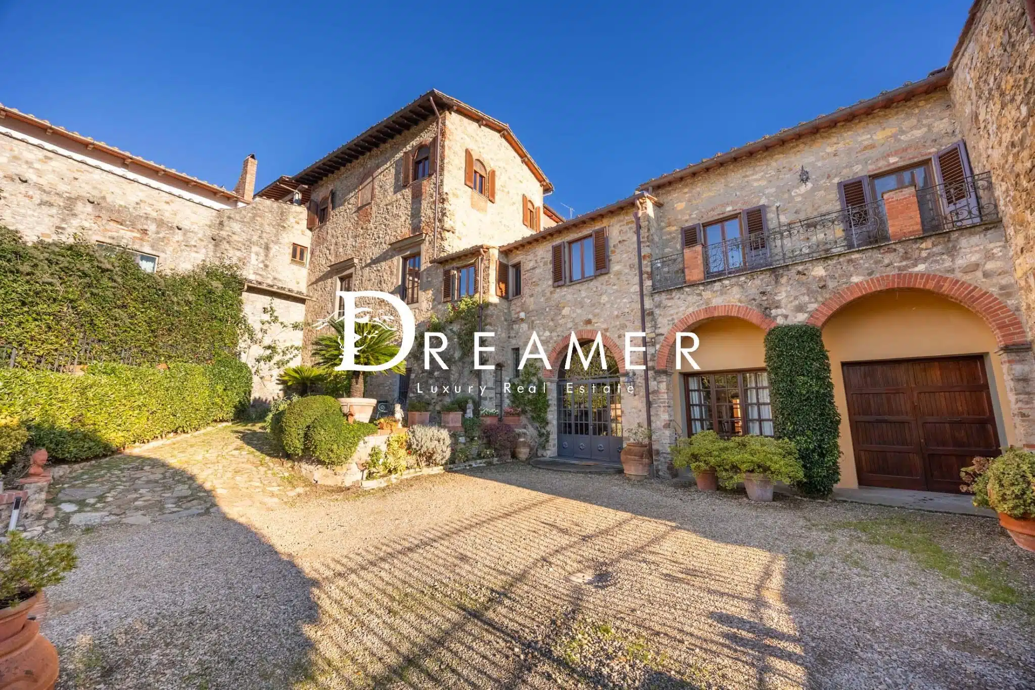 Prestigious Portion of a Villa in Florence-5_401546