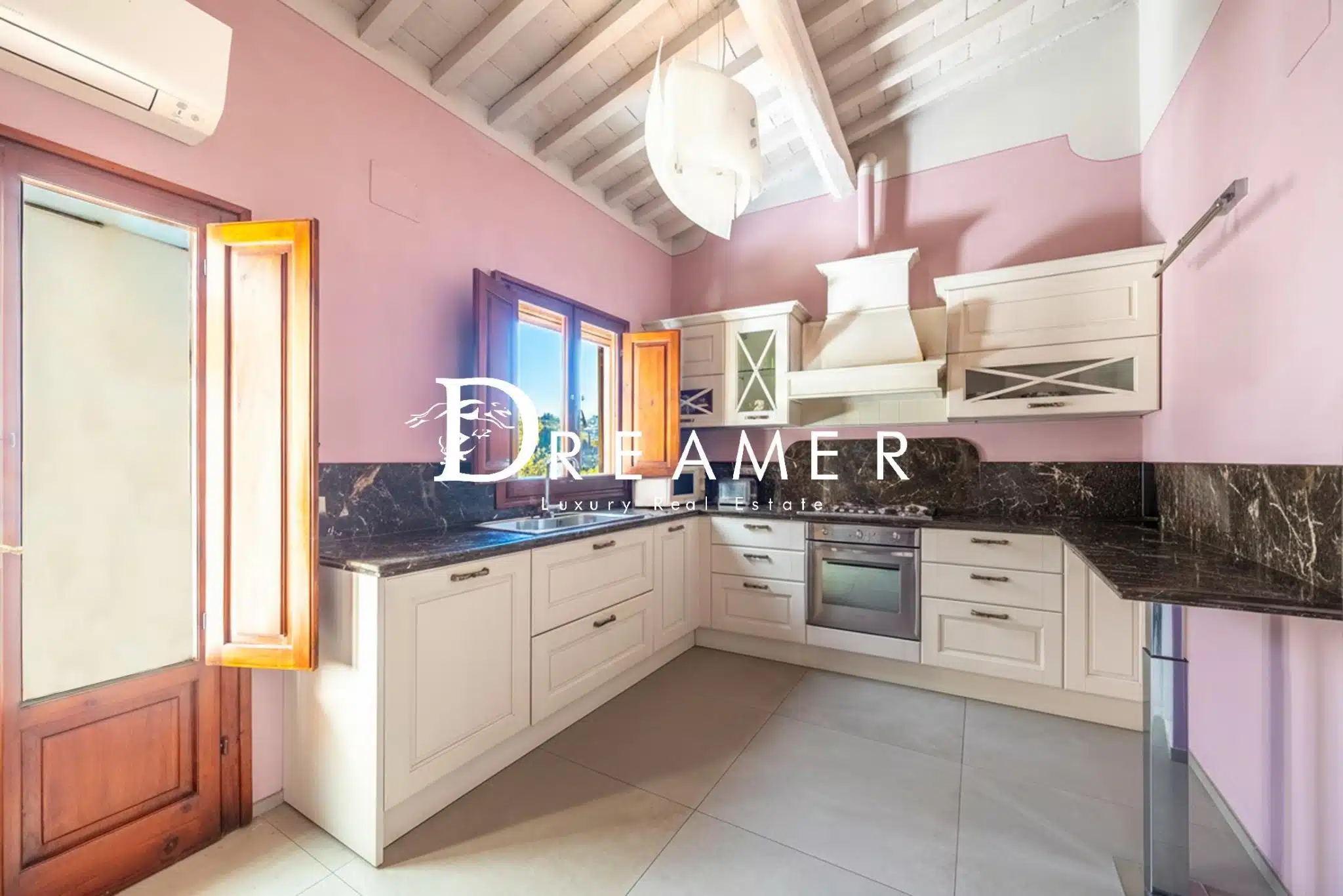 Prestigious Portion of a Villa in Florence-15_401502