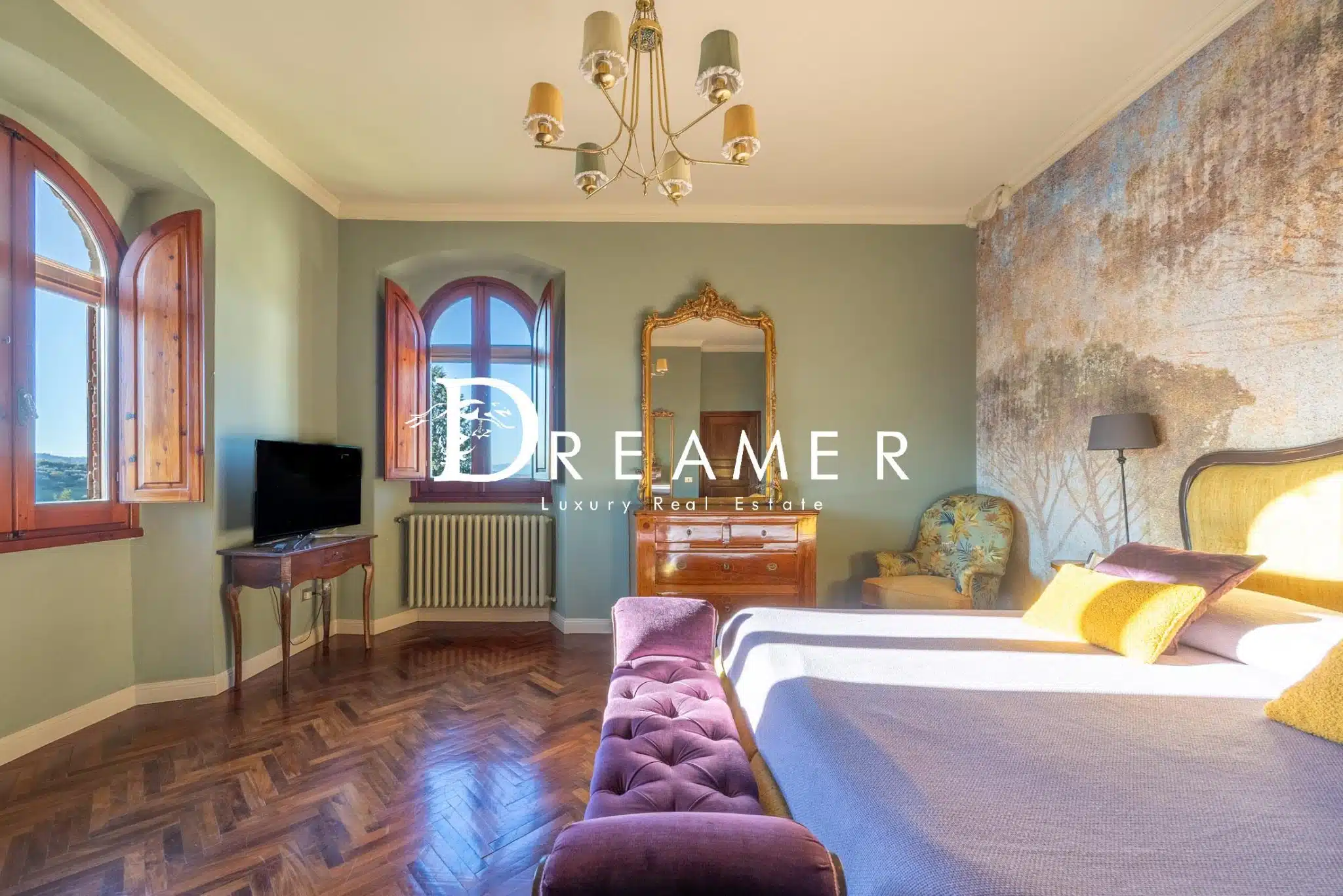 Prestigious Portion of a Villa in Florence-21_401540