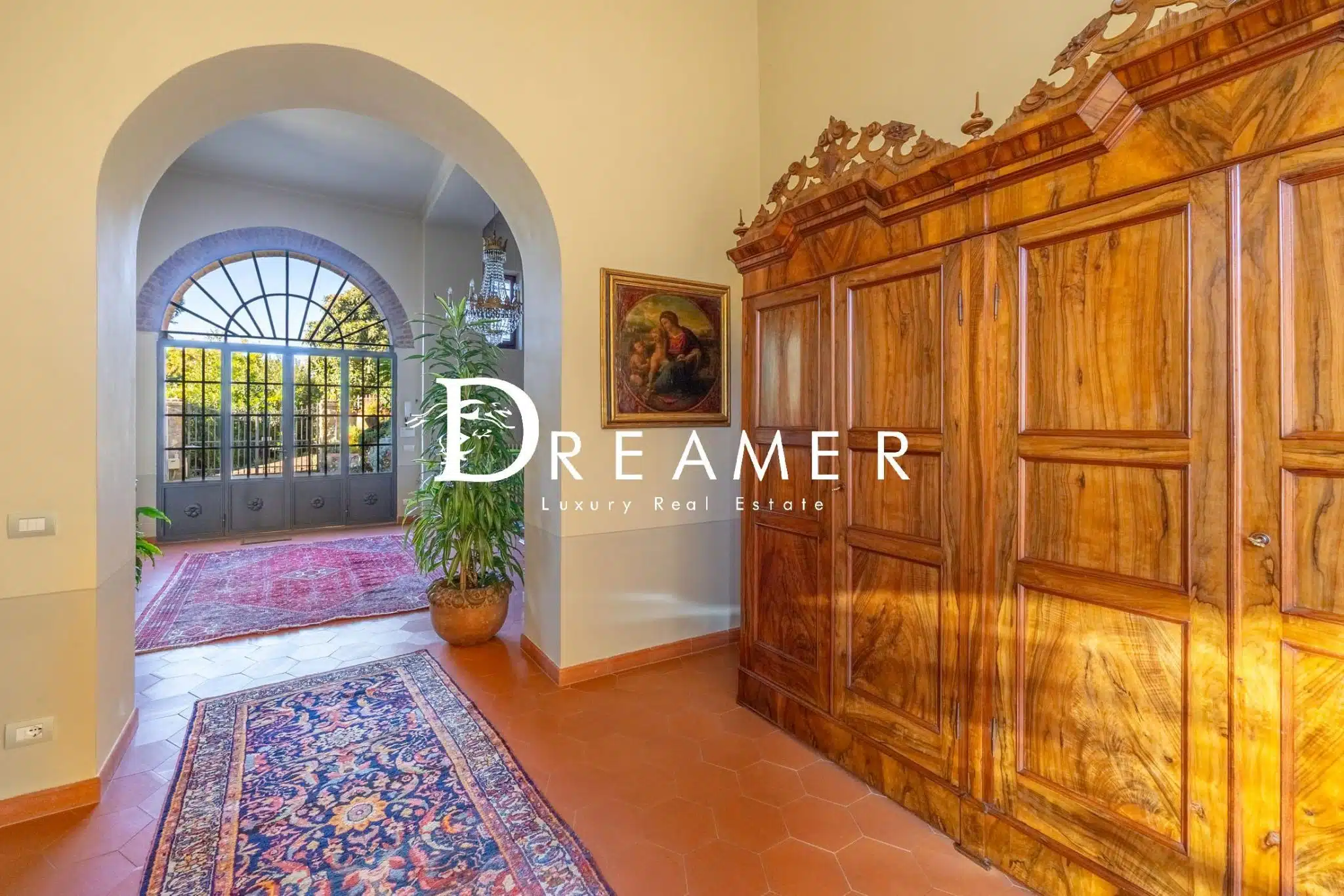 Prestigious Portion of a Villa in Florence-34_401516