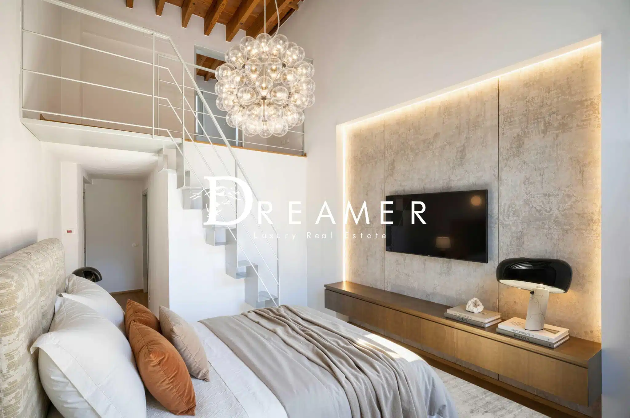 Splendid Apartment with Garage in Florence-5_410258