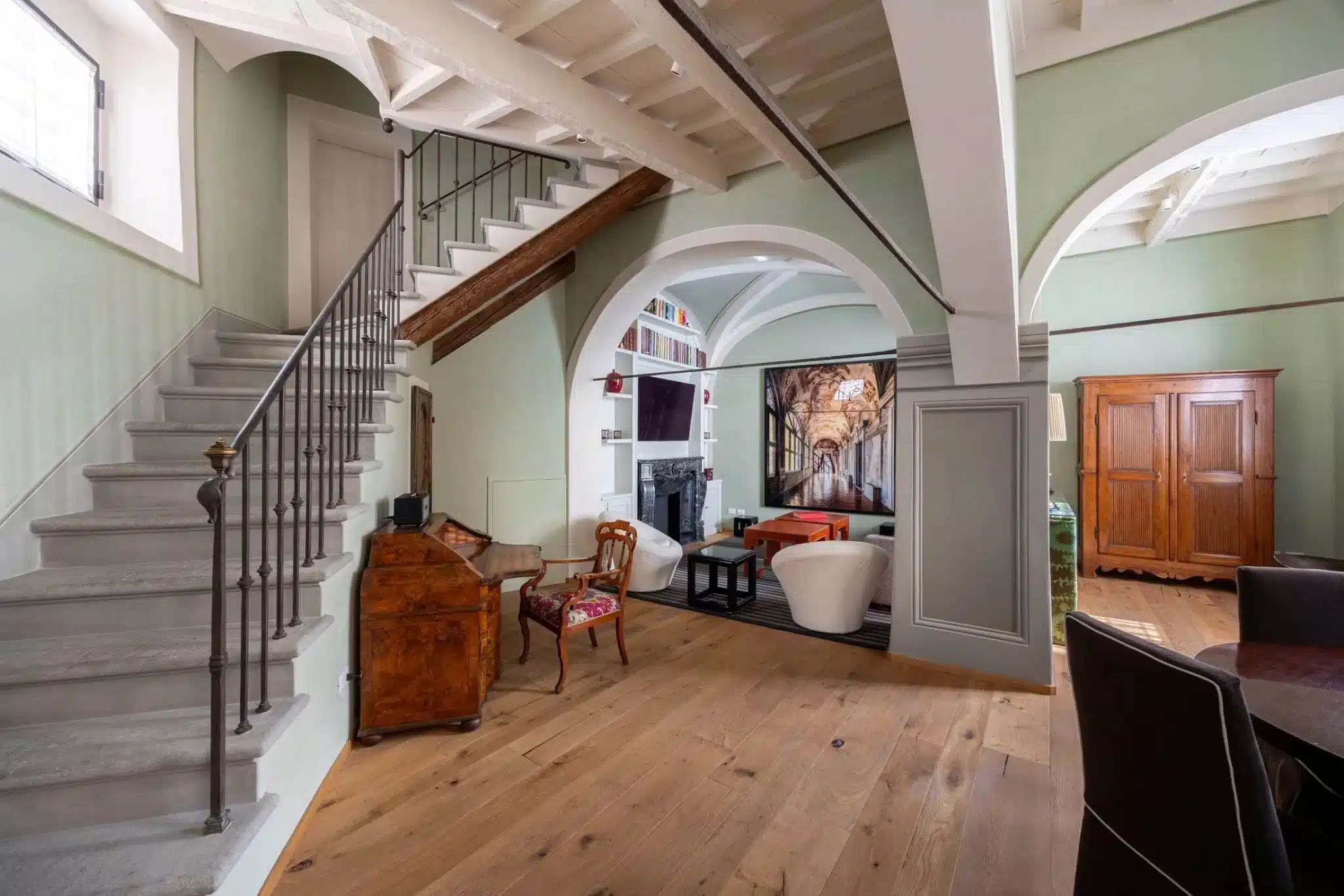 Splendid Renovated Apartment in the Heart of Florence-0_255683