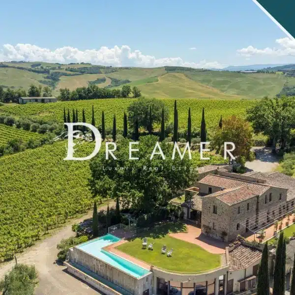 Wonderful Farmhouse with Pool in Montalcino-1_257797