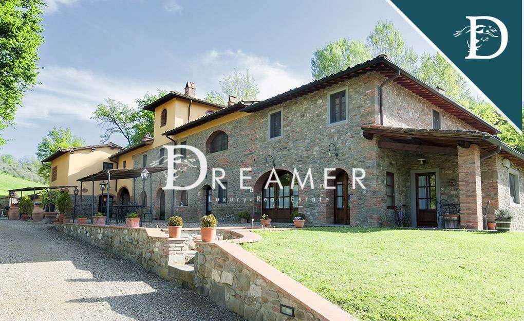 Wonderful Villa with Pool and Vineyard in the Chianti Hills-3_266261