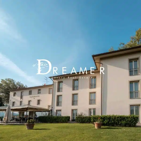 Magnificent Hotel with Pool in the Tuscan Hills-0_414860