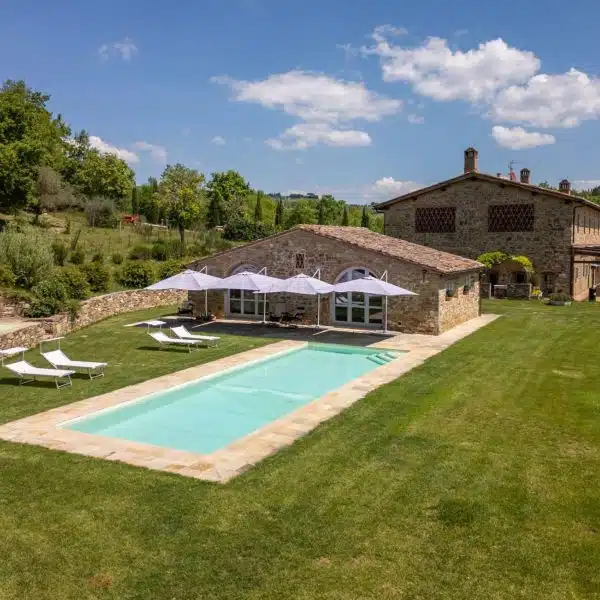 Stunning Tuscan Villa with Pool, Hills of Florence-1_326548
