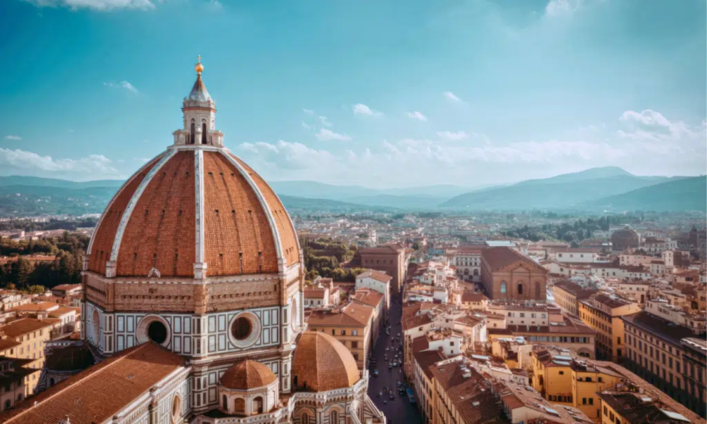 Italy’s Luxury Housing Market 2026: Trends & Investments