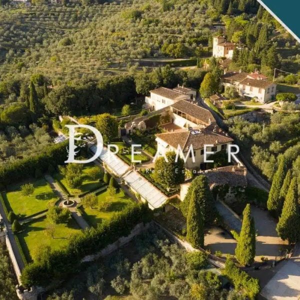 Historic Villa with Frescoes and Wellness Area on the Hills of Florence-1_272300