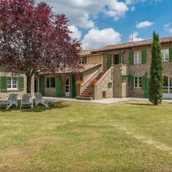 Charming Villa with Pool in Cortona-0_259415