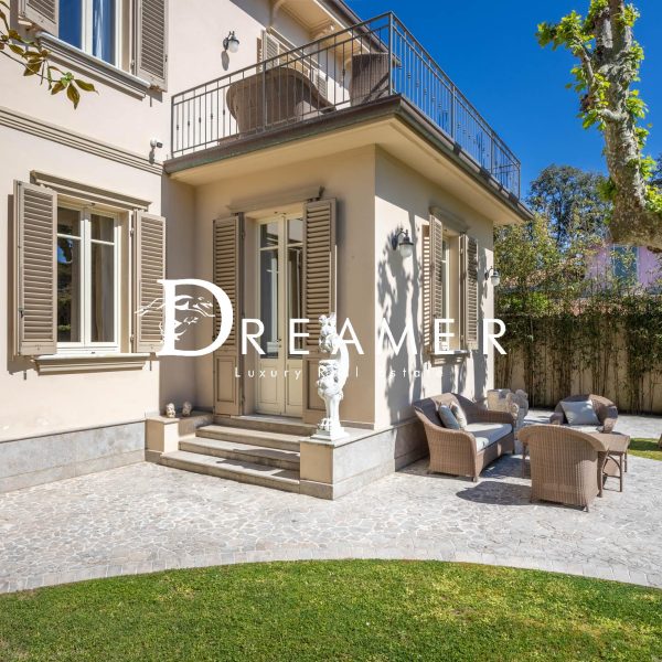 Splendid Villa with Garden in Forte dei Marmi-1_461128