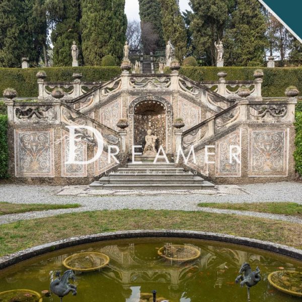 Prestigious Aristocratic Villa with Pool Near Milan-0_252649