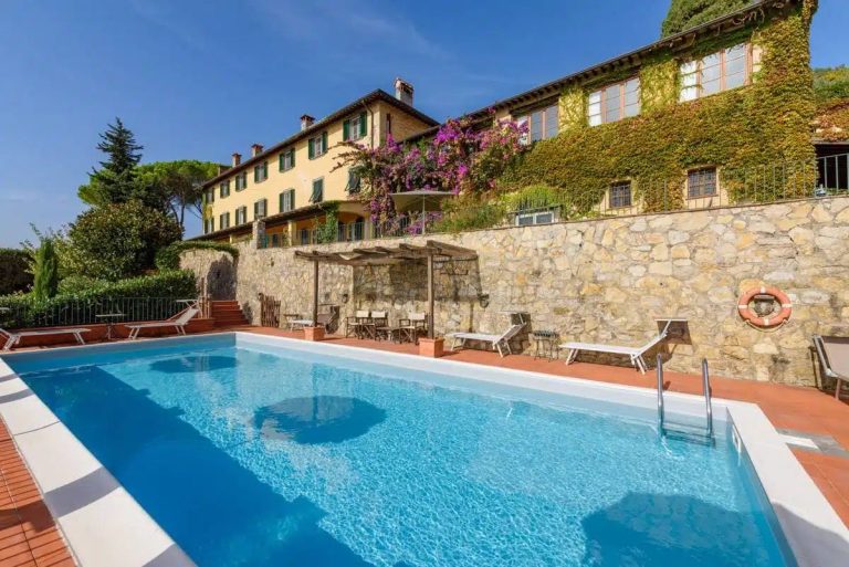 Historic Villa with a Pool and Views on the Hills of Lucca-0_250495