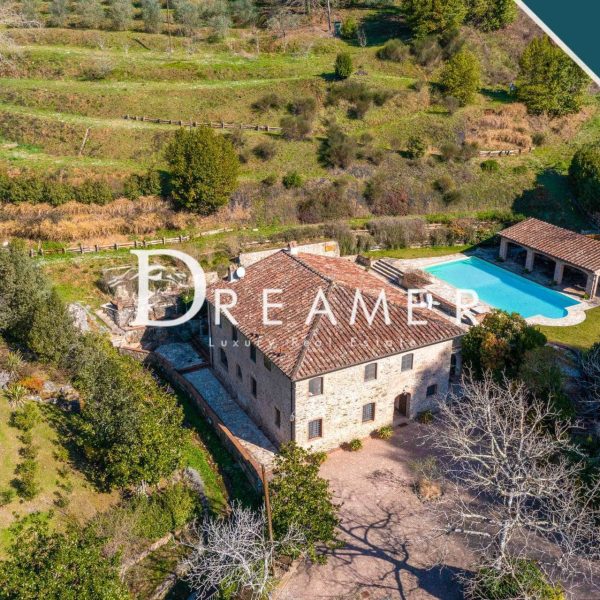 Elegant Villa with Pool in Camaiore, Versilia-1_273880