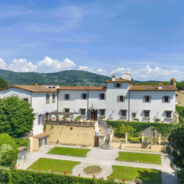 Magnificent Historic Villa in Florence-0_479137
