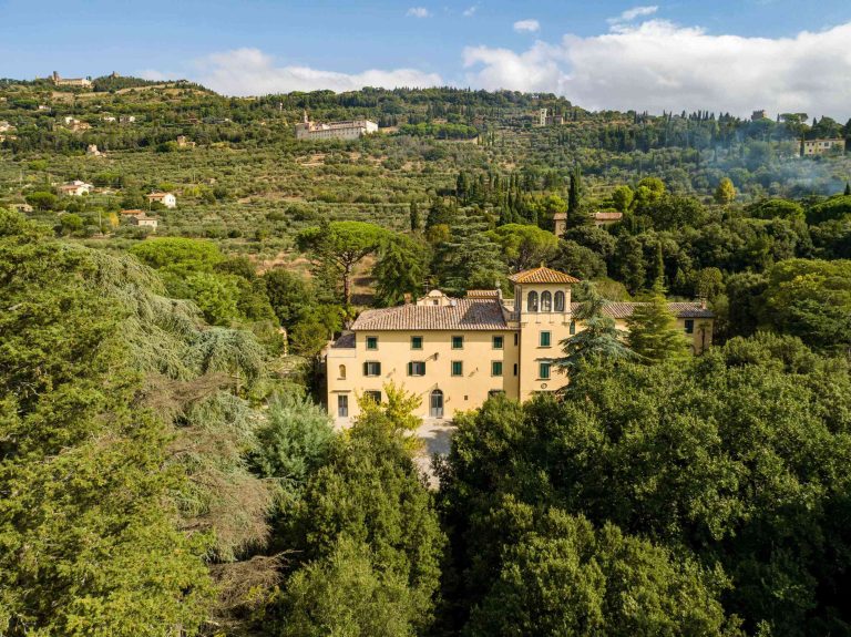 Prestigious Aristocratic Villa in Cortona-0_461738