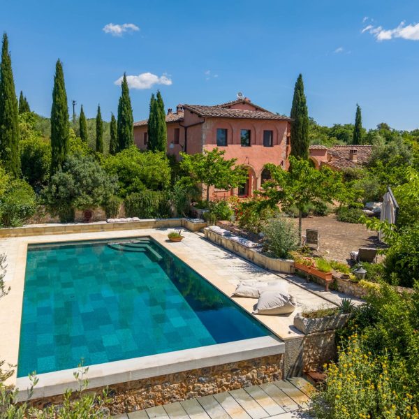 Prestigious Historic Villa with Swimming Pool-0_474889