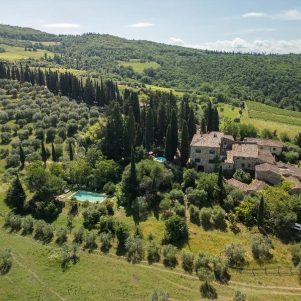 Historic Village with Pool in Chianti-0_480506