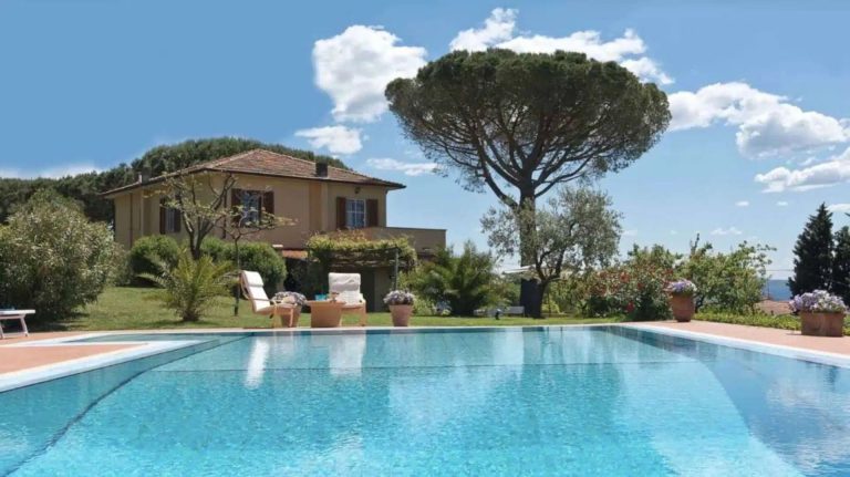 Elegant Seaview Villa with Pool in Camaiore-0_263711
