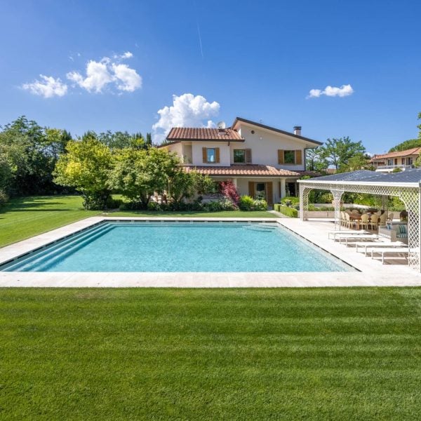 Villa with Spa and Pool in the Pisa Hills-0_488185