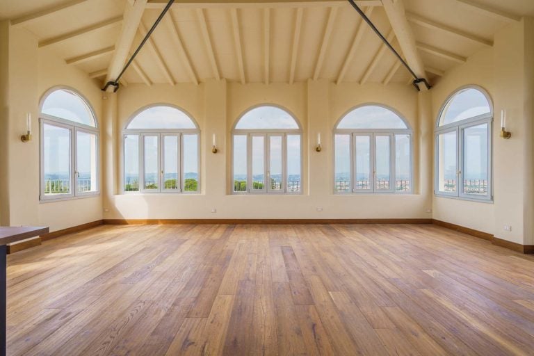 Panoramic and Designer Penthouse in Florence-0_493863