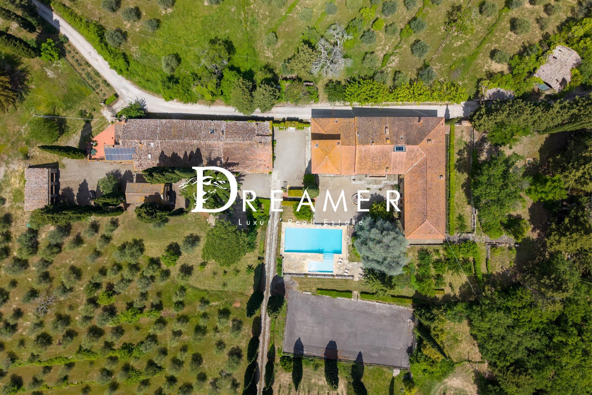 14th-Century Estate with Wine Production in Chianti-8_480890