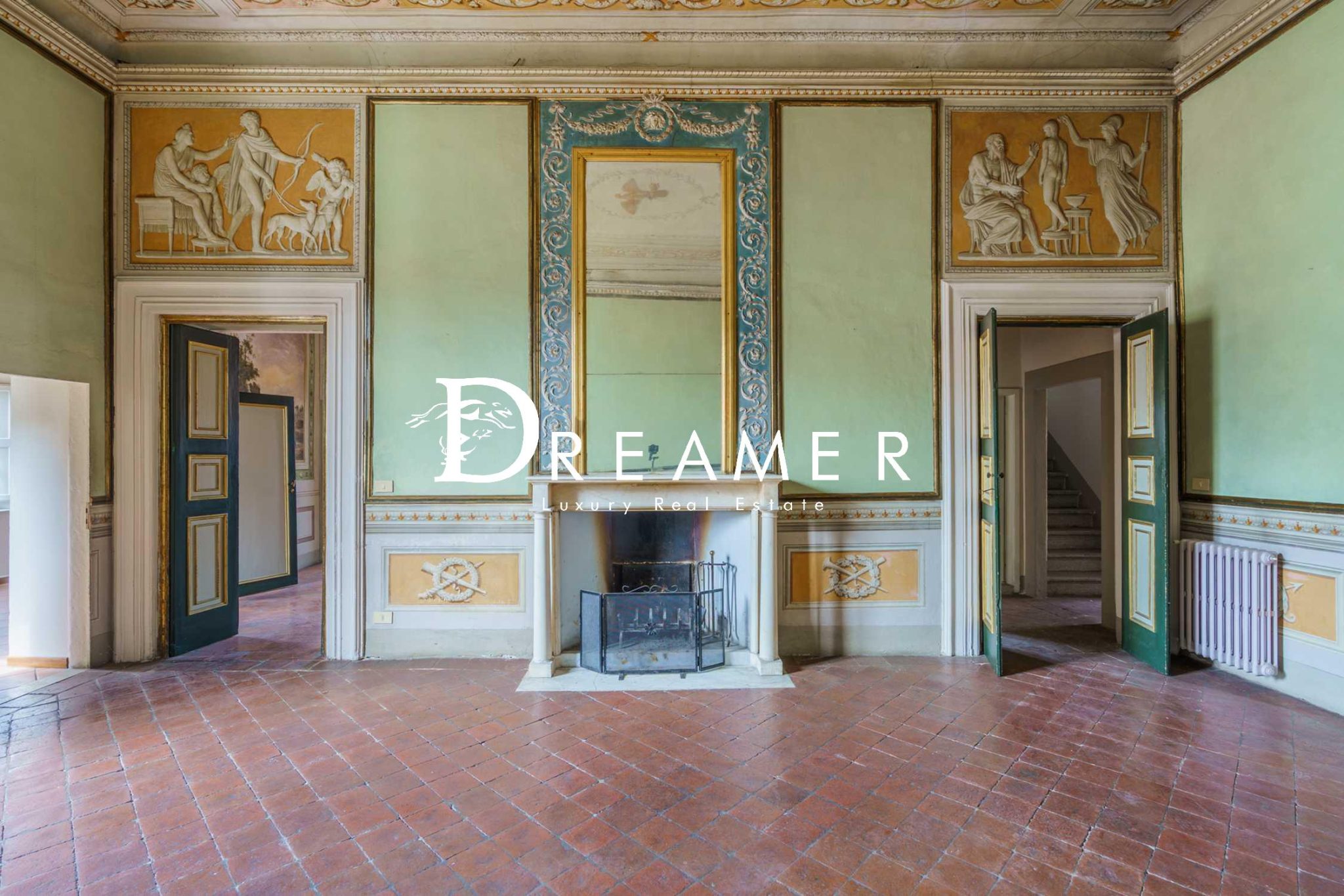 Prestigious Frescoed Apartment in Lucca-14_483740